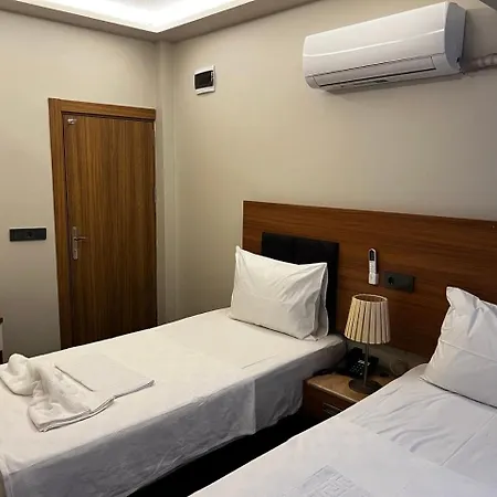 Hotel Bergama *